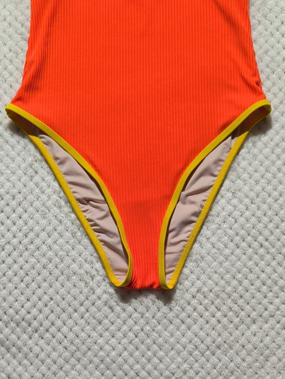 Cupshe Bright Sunset Tummy Control One Piece Swimsuit - Picture 4 of 11